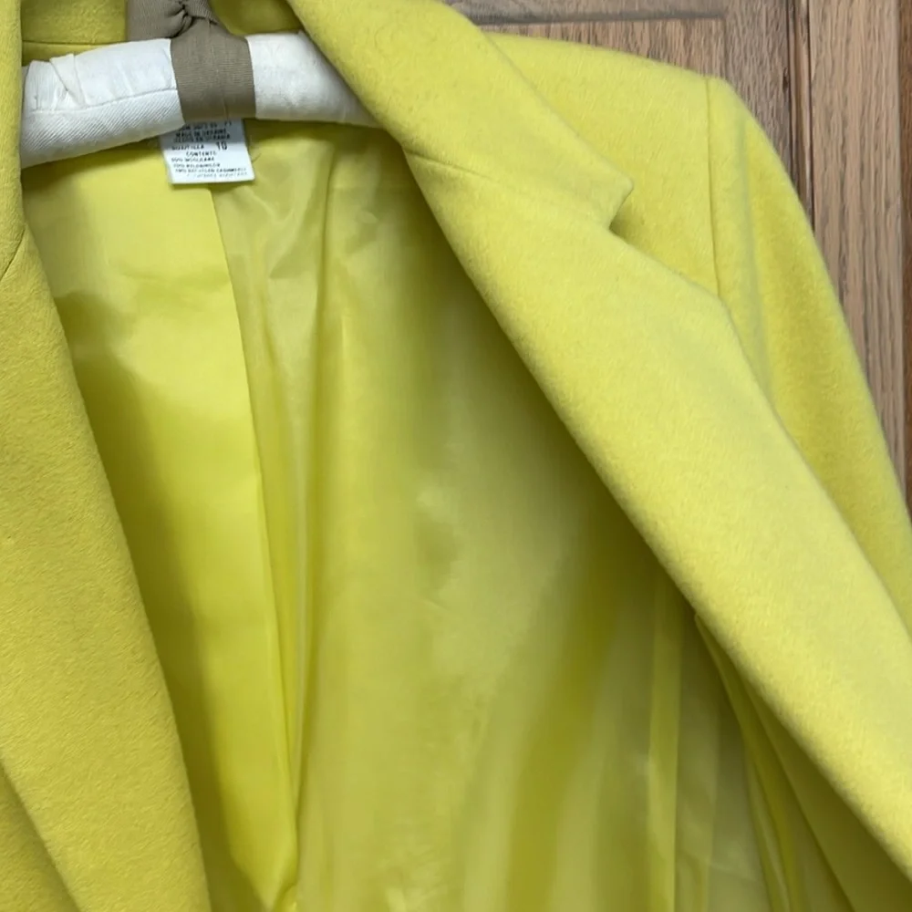 Harve Benard Vibrant Wool Yellow Blazer - Picture 7 of 9